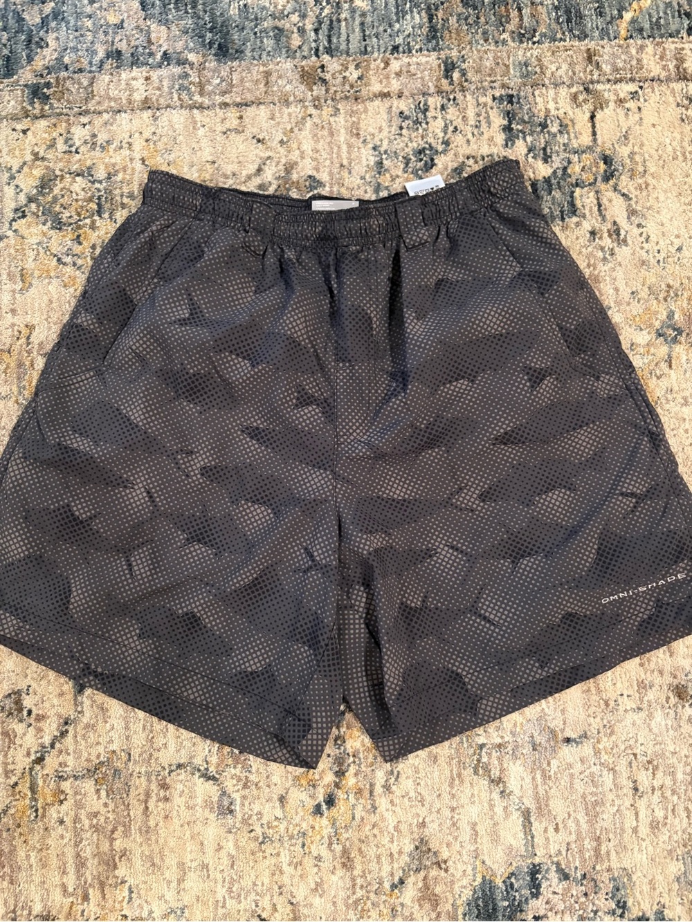Men's Columbia PFG Super backcast water Shorts 6” size small